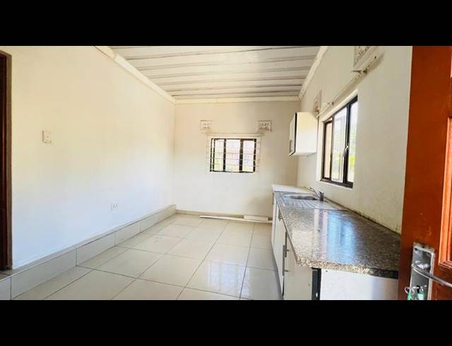 2 BEDROOM PROPERTY TO RENT IN PARK HILL